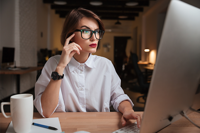 office woman with glasses